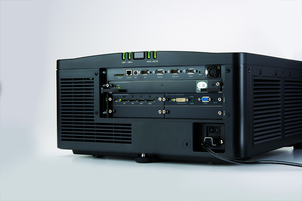 Roadster WU12K-M WUXGA 3DLP projector | 118-025108-XX