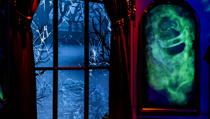 The Ghostly Manor interior. Photo credit: Lagotronics Projects.