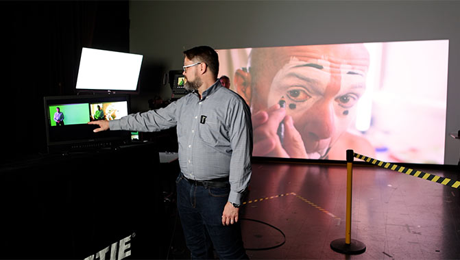 Chris Barnett, live events & production manager, Christie demonstrating the Virtual Projection™ solution